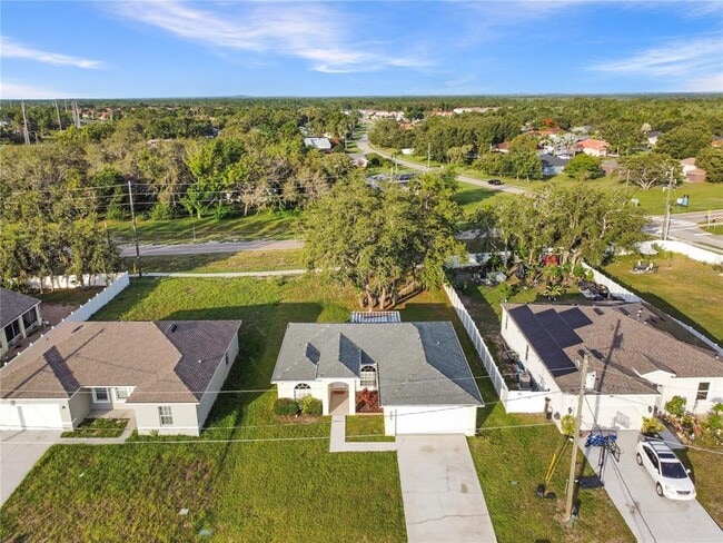 339 Erie Dr in Kissimmee, FL - Building Photo - Building Photo