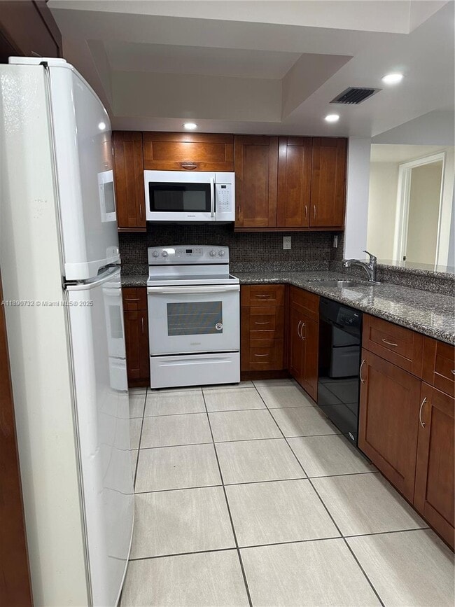9010 SW 125th Ave in Miami, FL - Building Photo - Building Photo