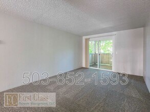 3618 SW Beaverton Hillsdale Hwy in Portland, OR - Building Photo - Building Photo