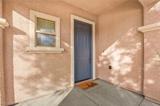 10585 Cave Ridge St in Las Vegas, NV - Building Photo - Building Photo