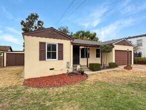 2416 J Ave in National City, CA - Building Photo - Building Photo