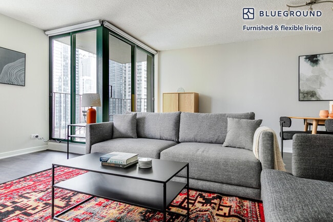 77 W Huron St, Unit FL21-ID1218