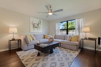 13017 Northshire Trail in Wellington, FL - Building Photo - Building Photo