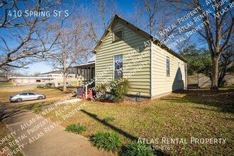 410 S Spring St in Talladega, AL - Building Photo - Building Photo