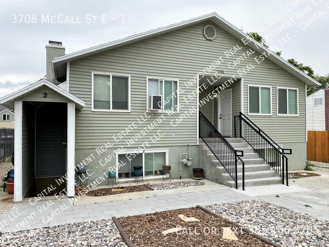 3708 McCall St E