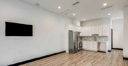 465 N Santa Cruz Ave in Los Gatos, CA - Building Photo - Building Photo