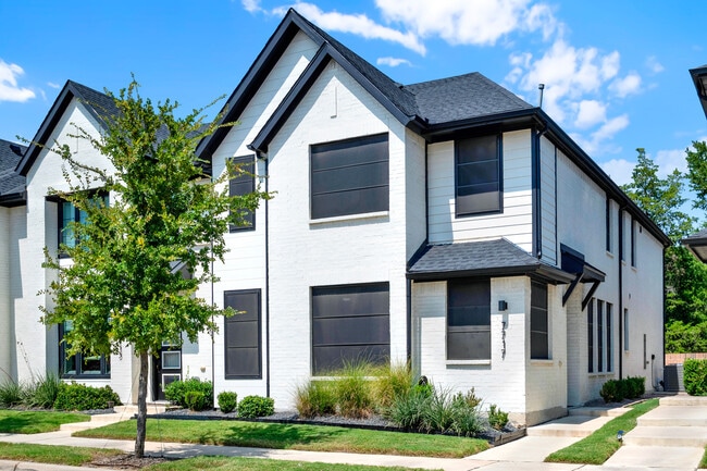 property at 7717 Reis Ln