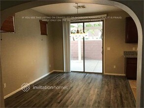 1657 Yellow Tulip Pl in Henderson, NV - Building Photo - Building Photo