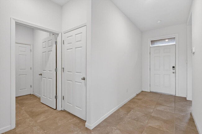 10552 SW Toren Wy in Port St. Lucie, FL - Building Photo - Building Photo