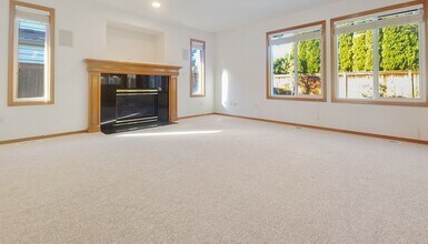 4425 144th St SE in Snohomish, WA - Building Photo - Building Photo