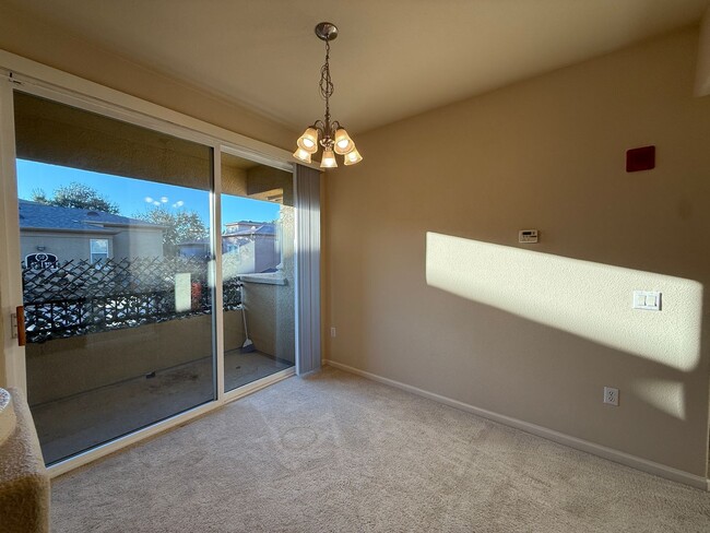 1900 Danbrook Dr in Sacramento, CA - Building Photo - Building Photo