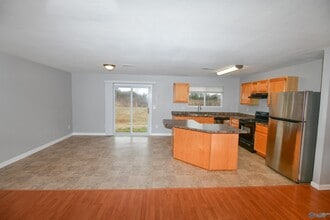 105 Cotton Boll Dr in Madison, AL - Building Photo - Building Photo