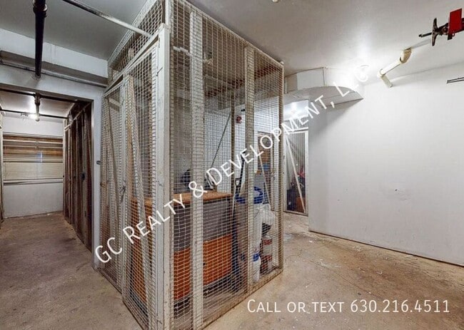 735 Hill Dr in Hoffman Estates, IL - Building Photo - Building Photo