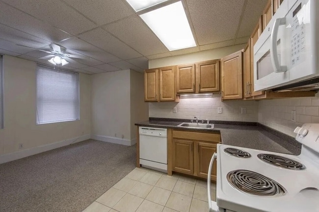 7 Barrows St, Unit 7B in Boston, MA - Building Photo - Building Photo