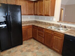 10062 Mill Hill Ave in Cordova, TN - Building Photo - Building Photo