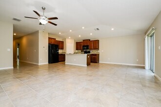 6719 Trent Creek Dr in Ruskin, FL - Building Photo - Building Photo