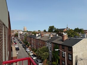 911 S Charles St, Unit 401 in Baltimore, MD - Building Photo - Building Photo