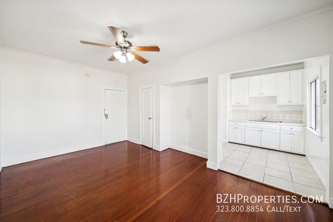 property at 1267 Vin Scully Ave