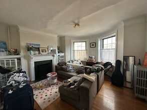 46 Babcock St, Unit 3 in Brookline, MA - Building Photo - Building Photo