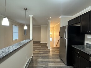 76 Edwards St in Hartford, CT - Building Photo - Building Photo