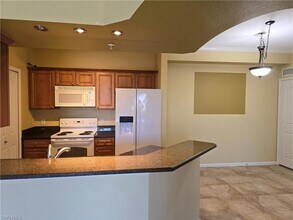 12940 Positano Cir, Unit 201 in Naples, FL - Building Photo - Building Photo