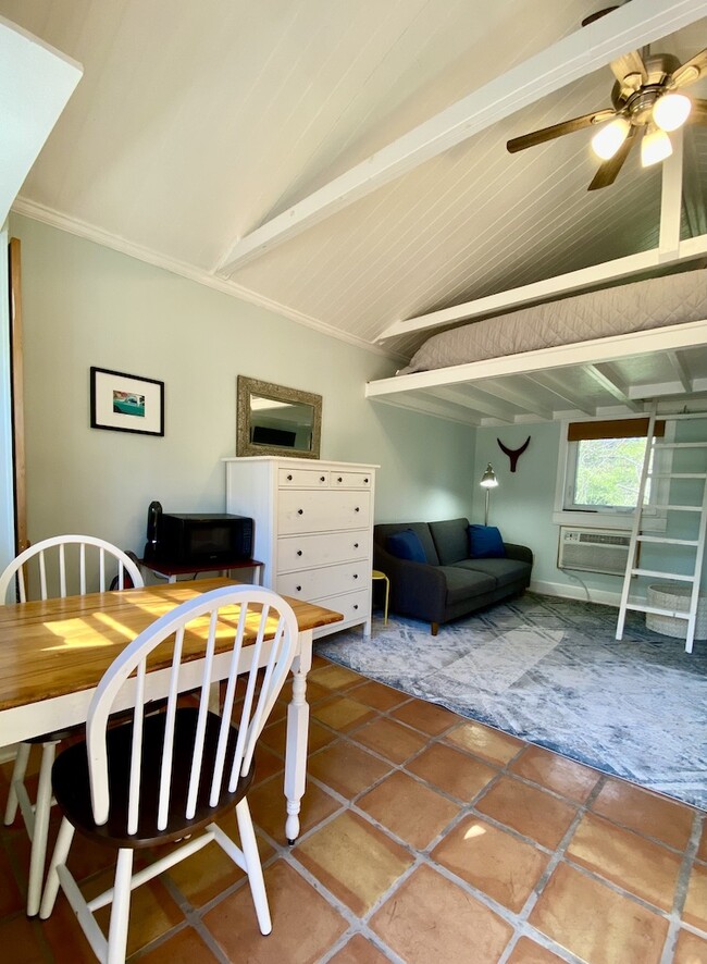 1008 Starlight Dr in Durham, NC - Building Photo - Building Photo
