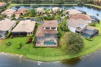 6172 Dogleg Dr in Naples, FL - Foto de edificio - Building Photo