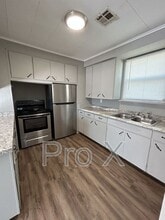 304 E Park St in Pittsburg, KS - Building Photo - Building Photo