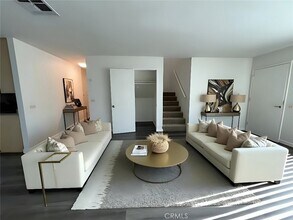 74614 Driftwood Dr, Unit 4 in Palm Desert, CA - Foto de edificio - Building Photo