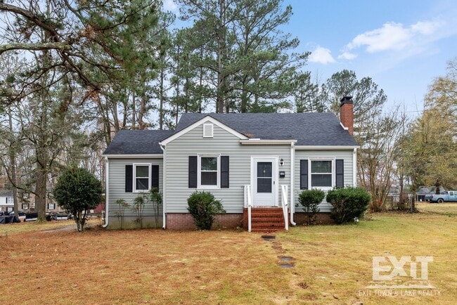 610 Franklin St in South Hill, VA - Building Photo - Building Photo