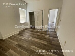 2114 Kemper Ln in Cincinnati, OH - Building Photo - Building Photo