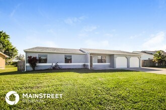 2162 Dickens St NE in Palm Bay, FL - Foto de edificio - Building Photo
