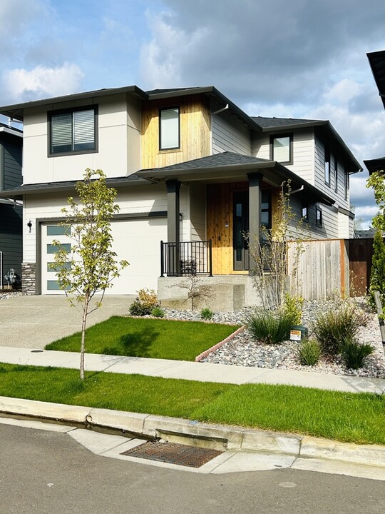 3676 SW Tegart Ln in Gresham, OR - Building Photo