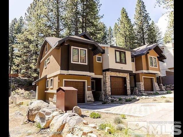 property at 365 Cottonwood Ct