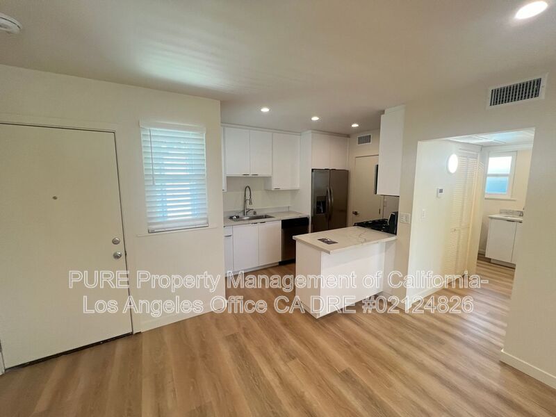 13554 Rye St in Los Angeles, CA - Building Photo