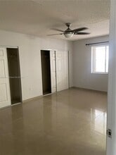 3282 W 70th St in Hialeah, FL - Building Photo - Building Photo