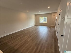 960 Hilton St in Bethlehem, PA - Building Photo - Building Photo