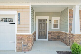 18429 Palisades Ct in Moseley, VA - Building Photo - Building Photo