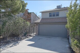 6634 Dawn Dr in El Paso, TX - Building Photo