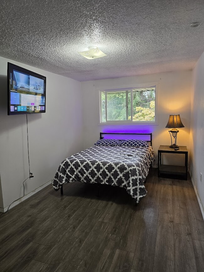 25058 180th Ave SE in Covington, WA - Building Photo - Building Photo