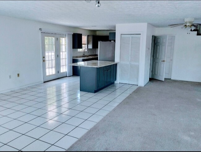 1607 Meadow Spring Dr, Unit 1 in Jefferson City, TN - Foto de edificio - Building Photo