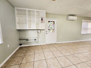 538 Orange St in Mascotte, FL - Building Photo - Building Photo