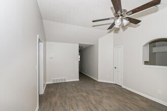 1118 Cross Wood Ln in Cordova, TN - Building Photo - Building Photo
