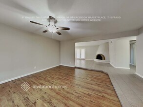 11033 N 57th Dr in Glendale, AZ - Building Photo - Building Photo