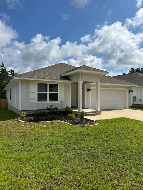 8670 Pathstone Blvd in Pensacola, FL - Building Photo