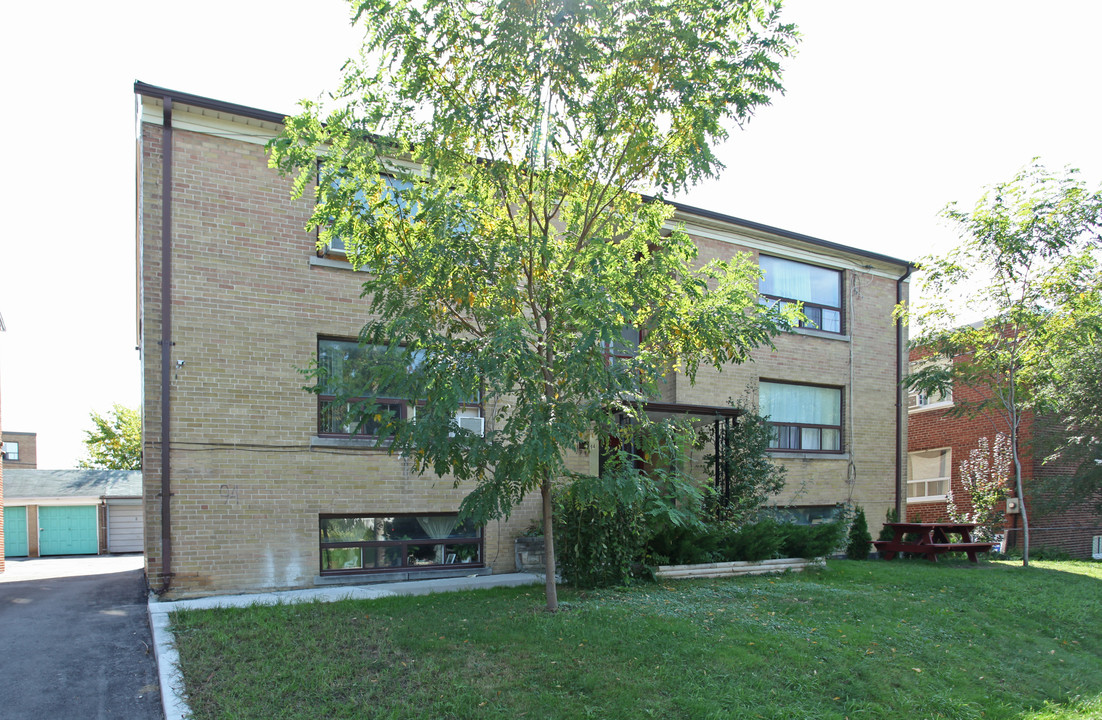 94 Trethewey Dr in Toronto, ON - Building Photo