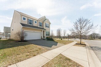 6053 Taylor Rd in Columbus, OH - Building Photo - Building Photo
