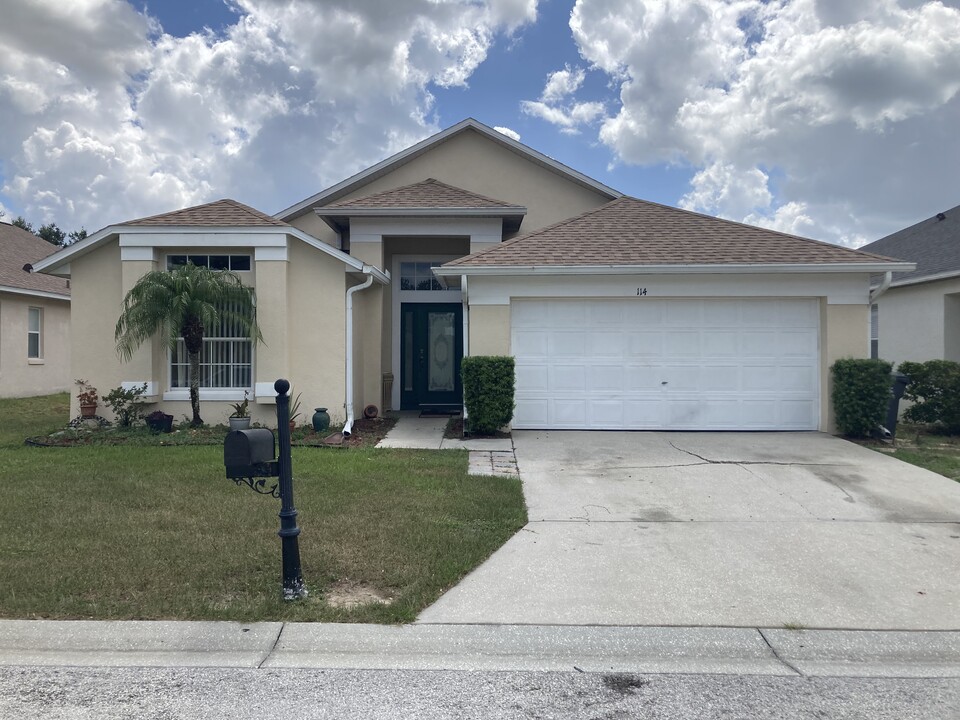 114 Sand Ridge Dr in Davenport, FL - Building Photo