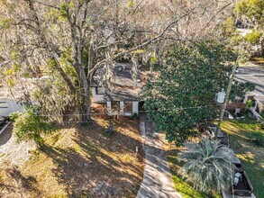 5330 Quan Dr in Jacksonville, FL - Building Photo - Building Photo