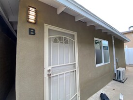 1249 Center Ave in Oceanside, CA - Building Photo